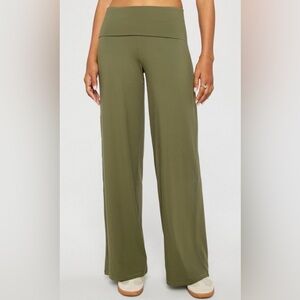 Fabletics Utility Green PureLuxe Foldover Pant S Tall